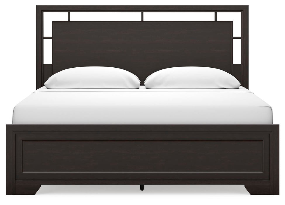 Covetown King Panel Bed with Mirrored Dresser
