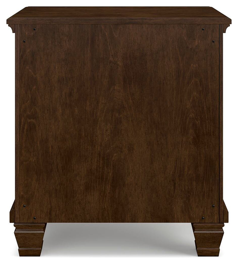 Danabrin California King Panel Bed with Mirrored Dresser, Chest and Nightstand