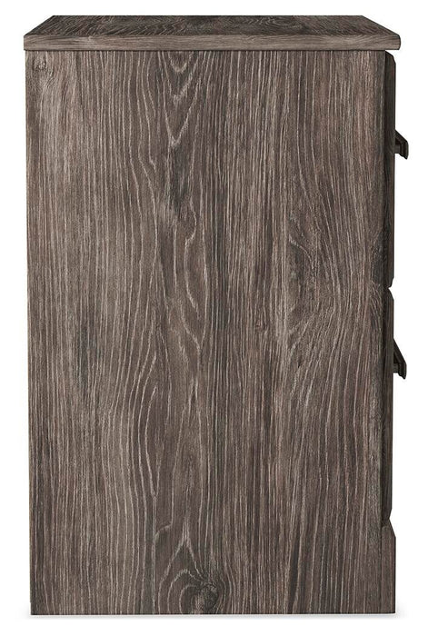 Ralinksi Queen Panel Bed, Dresser, Mirror, Chest and Nightstand