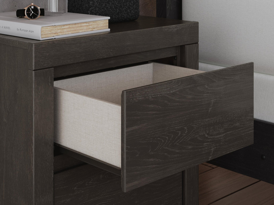 Fraluna Queen Panel Bed, Dresser, Mirror, Chest and Nightstand