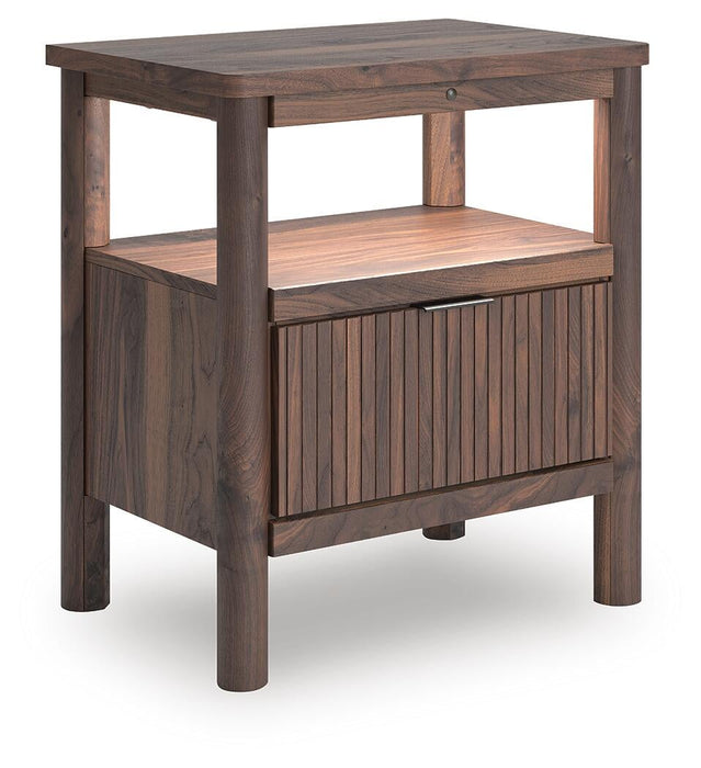 Pamytta Twin Panel Bed, Dresser, Mirror and Nightstand