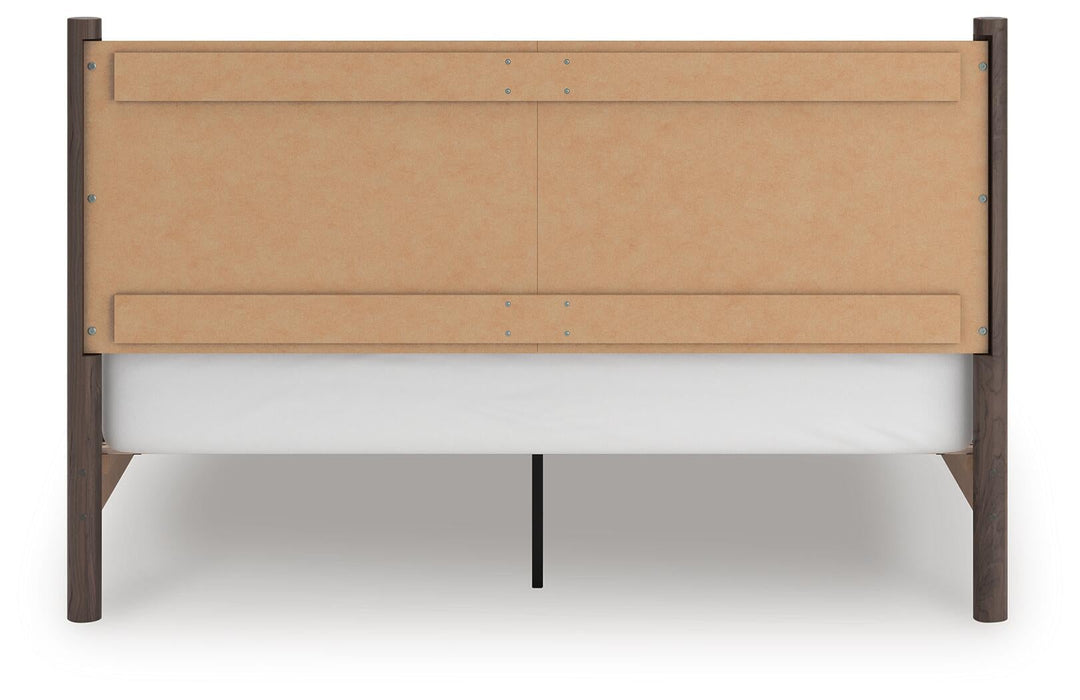 Pamytta King Panel Platform Bed, Dresser, Mirror, Chest and Nightstand