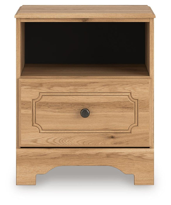 Aleaport King Panel Bed with Mirrored Dresser and Nightstand