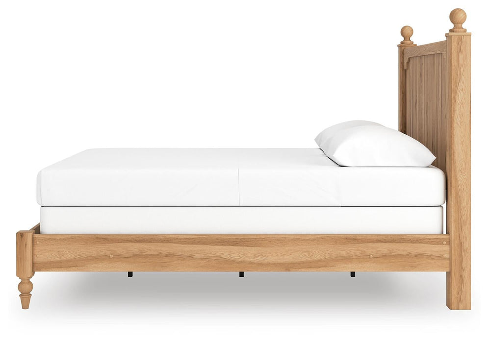 Aleaport Queen Panel Bed with Mirrored Dresser