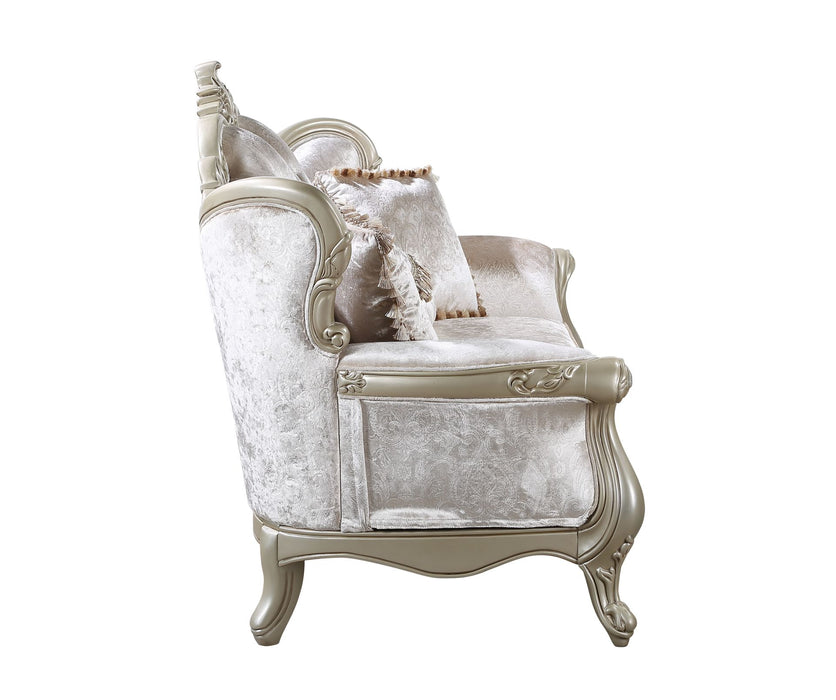 MONIQUE LOVESEAT