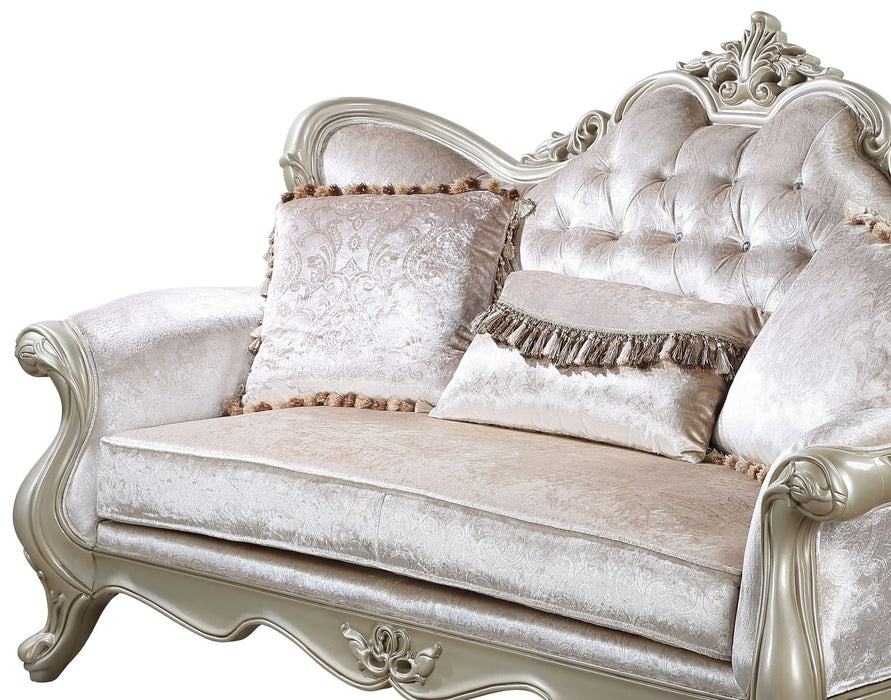 MONIQUE LOVESEAT