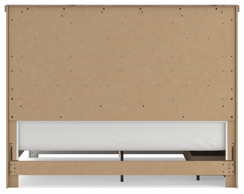 Savonport King Panel Bed with Storage, Dresser and Mirror