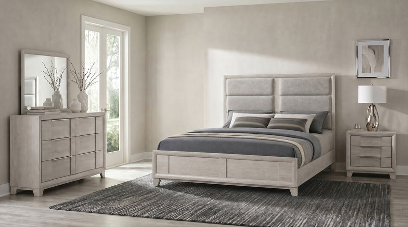 Farre 4-piece Eastern King Bedroom Set Washed Grey